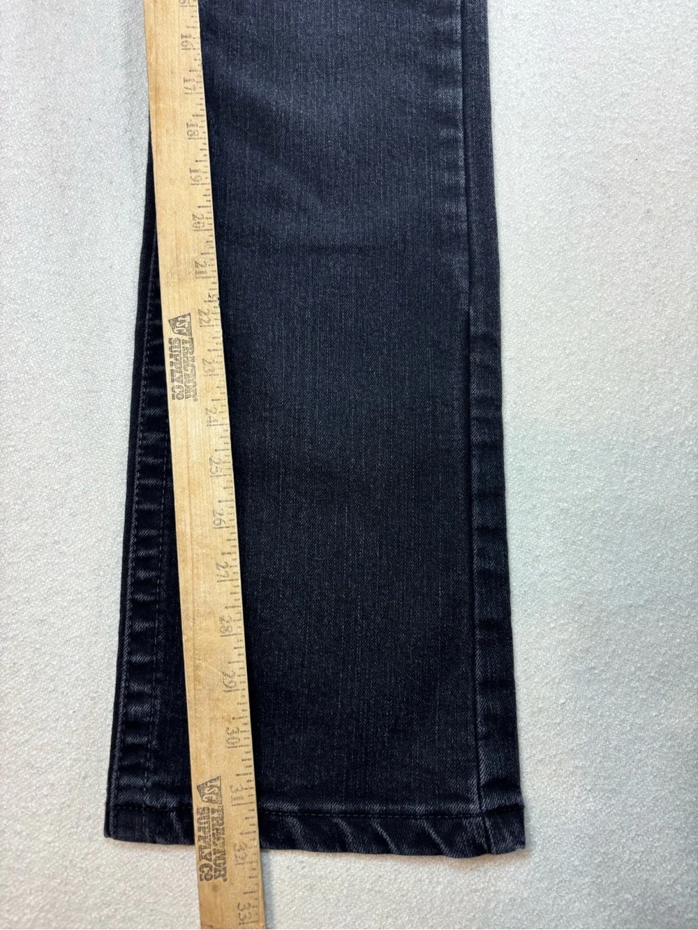 Kimes Ranch Betty Black Wash Bootcut Jeans Size 6 34” Inseam USA - Picture 5 of 8